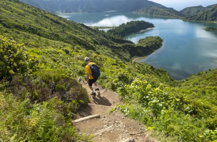 hiker crater volcano dreamstime_s_154697412